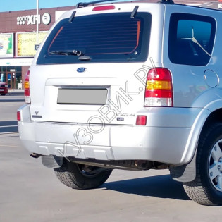 Задний бампер в цвет кузова Ford Maverick (2000-2007)